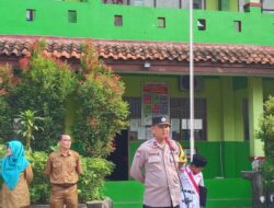 Pembinaan Pelajar, Bhabinkamtibmas Kelurahan Bintara Kegiatan Polri Go to School di SDN Bintara III